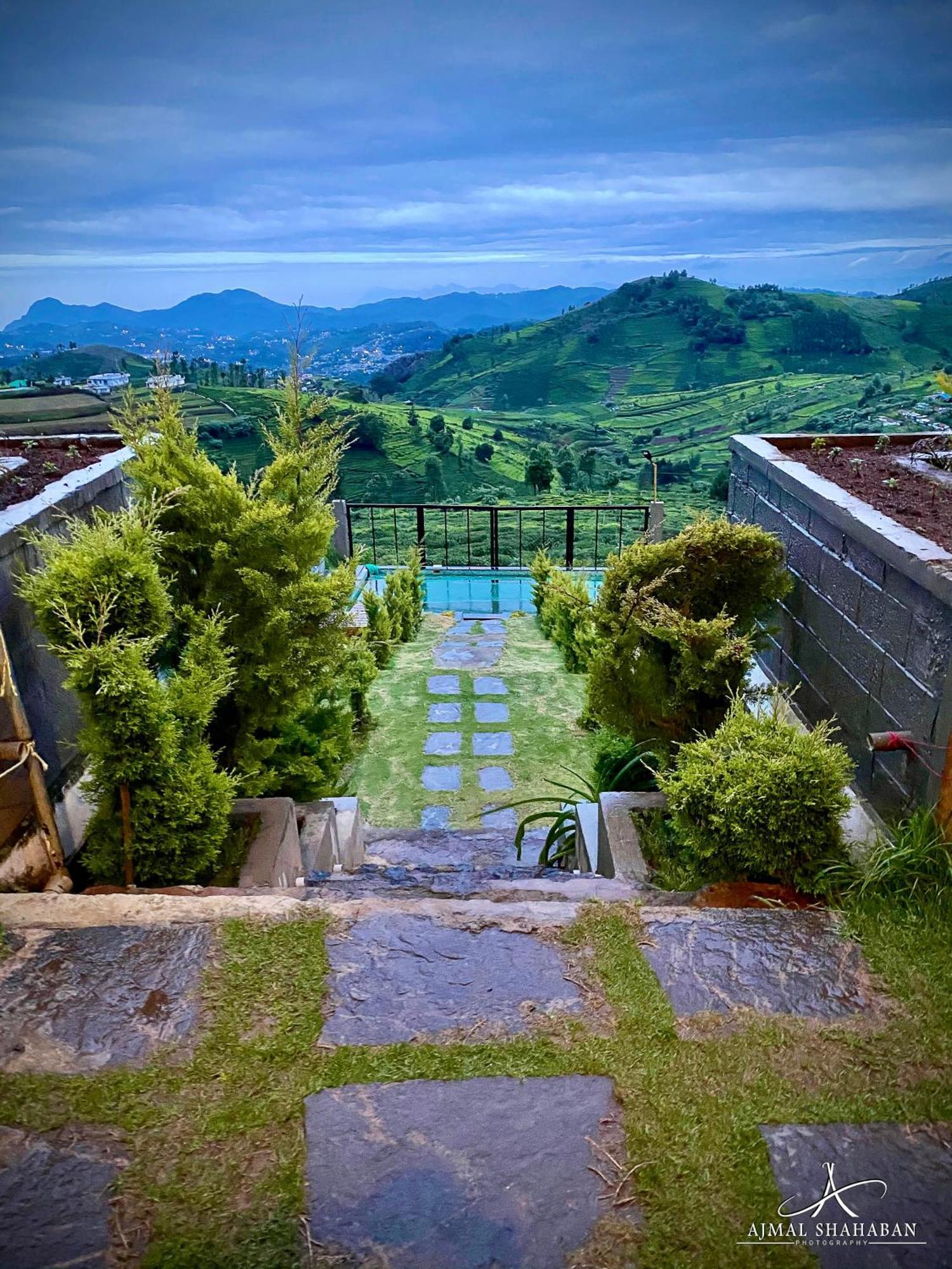 Hotel Mountain Trails Ooty Esterno foto