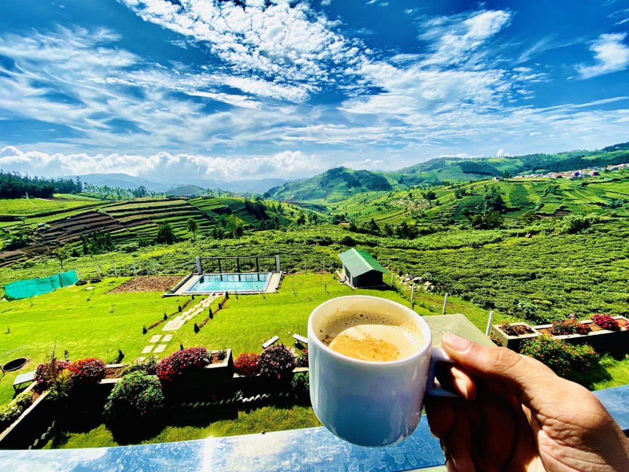 Hotel Mountain Trails Ooty Esterno foto