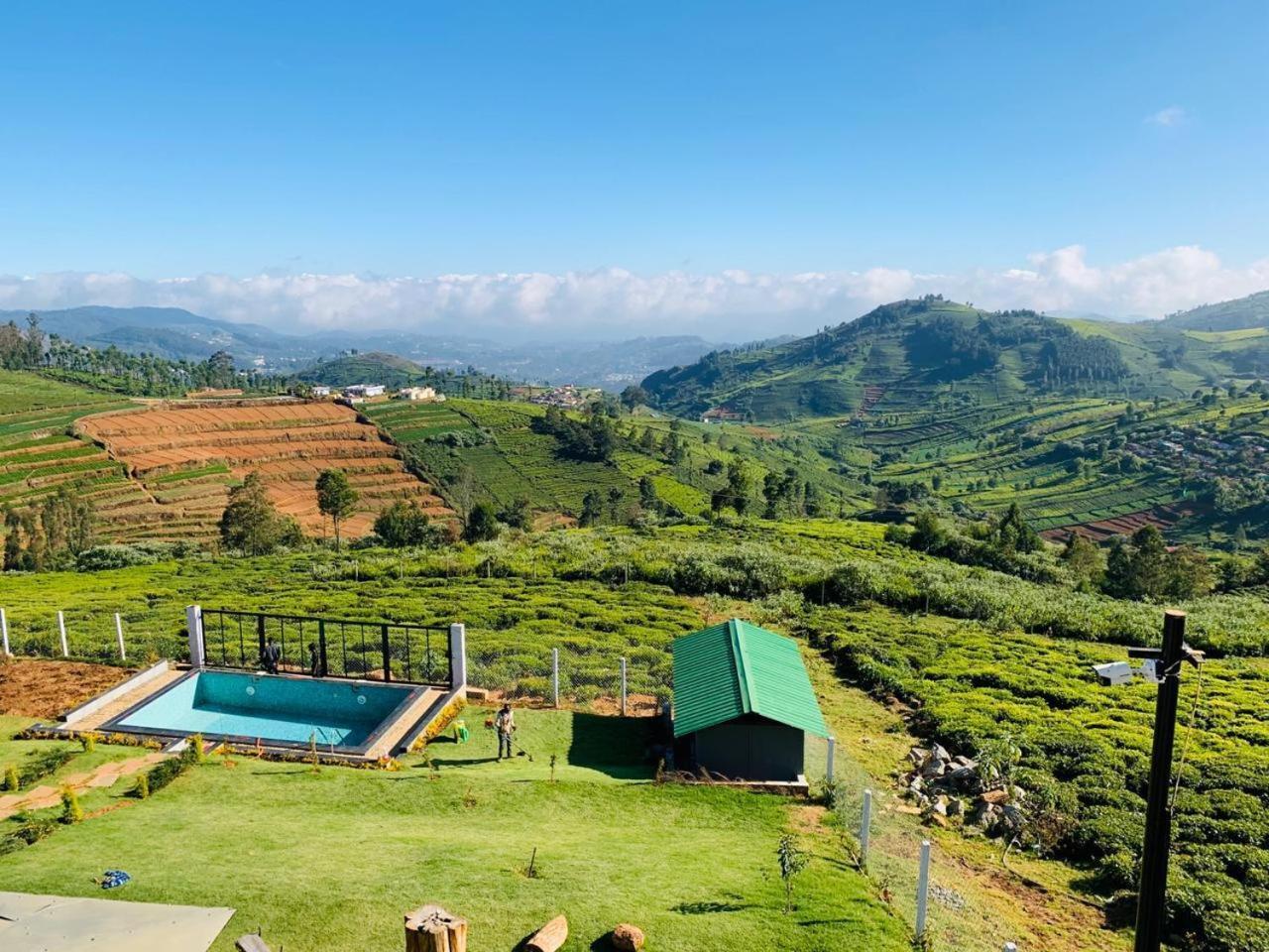 Hotel Mountain Trails Ooty Esterno foto